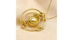 Pendentif Orchidée Sauvage - Perle Dorée Des Mers Du Sud 14 Pendentif Orchidée Sauvage - Perle Dorée Des Mers Du Sud -Maria || Simplicity Soldes 01 163 1