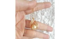 Pendentif Douce Végétale - Perle Dorée - Or Jaune, Diamants -Maria || Simplicity Soldes 01 30 1