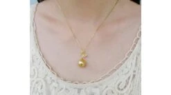 Pendentif Papillon Or Jaune. Perle D'Australie Dorée. Diamants -Maria || Simplicity Soldes 04 23