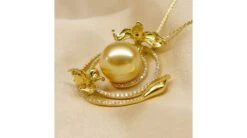 Pendentif Orchidée Sauvage - Perle Dorée Des Mers Du Sud 12 Pendentif Orchidée Sauvage - Perle Dorée Des Mers Du Sud -Maria || Simplicity Soldes 05 69 3