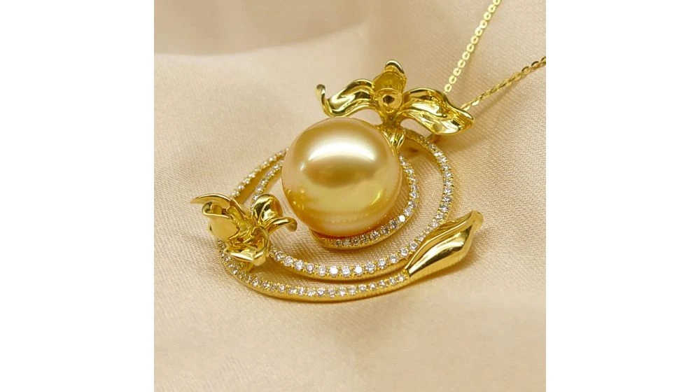 Pendentif Orchidée Sauvage - Perle Dorée Des Mers Du Sud 5 Pendentif Orchidée Sauvage - Perle Dorée Des Mers Du Sud – Image 5