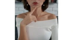 Crochet D'oreille Perle Akoya, Or Jaune. Less Is More. Minimaliste -Maria || Simplicity Soldes 20191004 115945