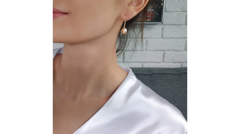 Dormeuses Or Blanc - Perles De Culture D'eau Douce Roses - 8/8.5mm 4 Dormeuses Or Blanc - Perles De Culture D'eau Douce Roses - 8/8.5mm – Image 4