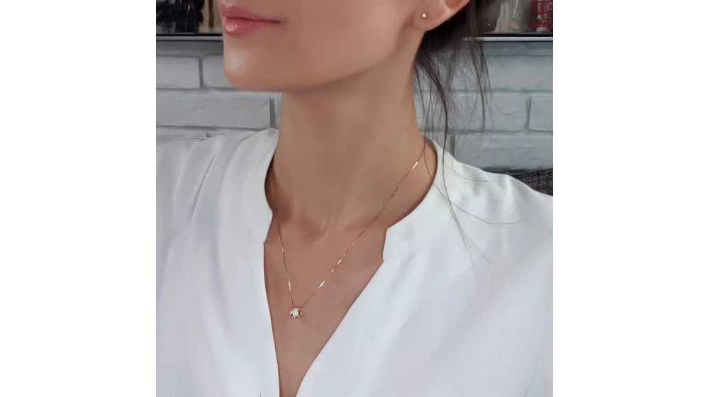 Pendentif Il était Une Fois... Nous - Noeud Or Jaune, Diamants I Gemperles 7 Pendentif Il était Une Fois... Nous - Noeud Or Jaune, Diamants I Gemperles – Image 7