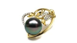 Pendentif Rose Forme Coeur - Perle De Tahiti - Or Jaune, Diamants Pavés -Maria || Simplicity Soldes 634437366056007389