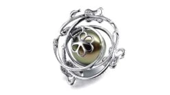 Pendentif La Vie En Rose - Perle De Tahiti - 3 Roses Or Blanc, Diamants -Maria || Simplicity Soldes 634439087436017829 1