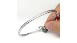 Bracelet Jonc - Coeur Stylisé - Perle De Tahiti - Or Blanc, Diamants -Maria || Simplicity Soldes UpFiles Image 2009 06 04 633797307497814761