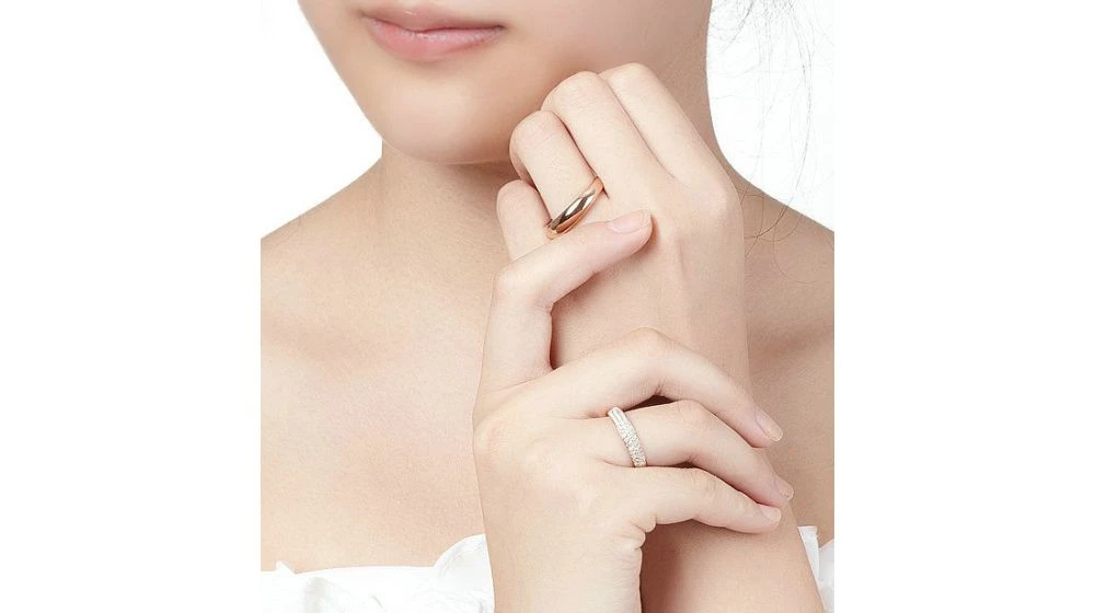 Alliances Duo Bombées Or Rose 18 Carats. Sertissage Diamants 4 Alliances Duo Bombées Or Rose 18 Carats. Sertissage Diamants – Image 4