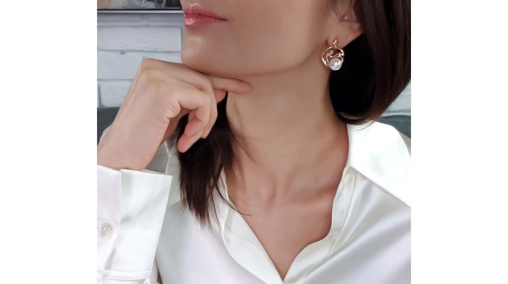 Boucles D'oreilles Fleurs De Pêcher - Perles D'Australie Blanches 5 Boucles D'oreilles Fleurs De Pêcher - Perles D'Australie Blanches – Image 5