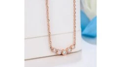 Collier Pendentif Or Rose. 5 Diamants Sertis Clos 0.26ct | Gemperles -Maria || Simplicity Soldes prd097 1