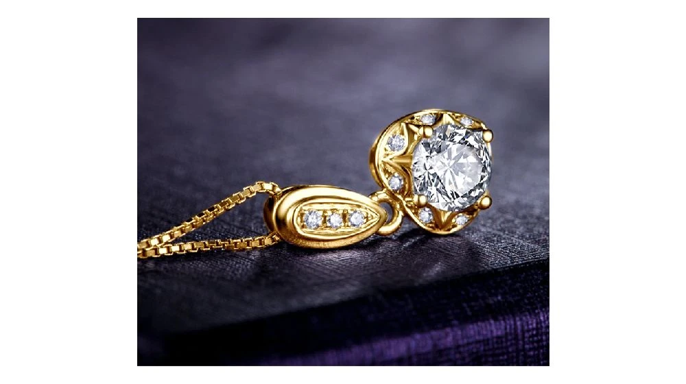 Pendentif Coeur Or Jaune 18cts Et Diamants 0.37ct 4 Pendentif Coeur Or Jaune 18cts Et Diamants 0.37ct – Image 4