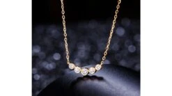 Collier Pendentif Or Jaune. 5 Diamants Sertis Clos 0.26ct | Gemperles -Maria || Simplicity Soldes pyd097 2