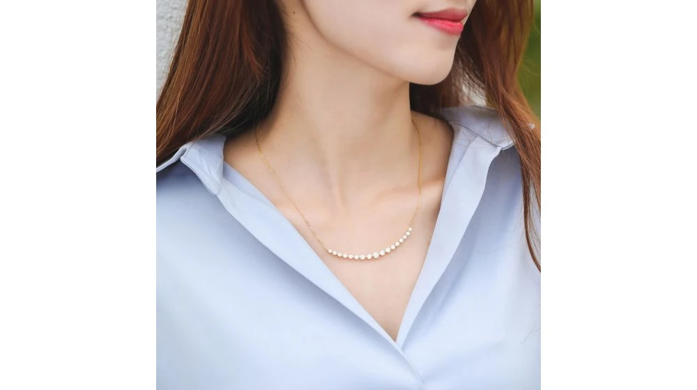 Pendentif Sourire En Or Blanc Et Diamants I Gemperles 5 Pendentif Sourire En Or Blanc Et Diamants I Gemperles – Image 5