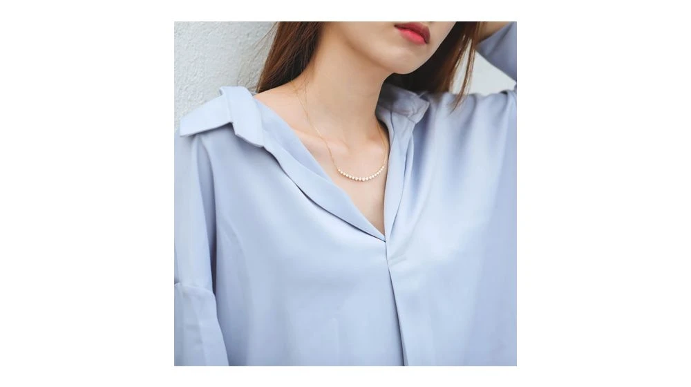 Pendentif Sourire En Or Blanc Et Diamants I Gemperles 6 Pendentif Sourire En Or Blanc Et Diamants I Gemperles – Image 6