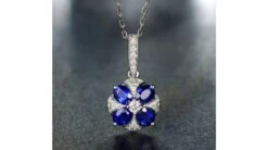 Pendentif Solitaire Fleur Bleue. Or Blanc, Saphirs Et Diamants -Maria || Simplicity Soldes spw016 11
