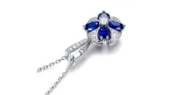 Pendentif Solitaire Fleur Bleue. Or Blanc, Saphirs Et Diamants -Maria || Simplicity Soldes spw016 4